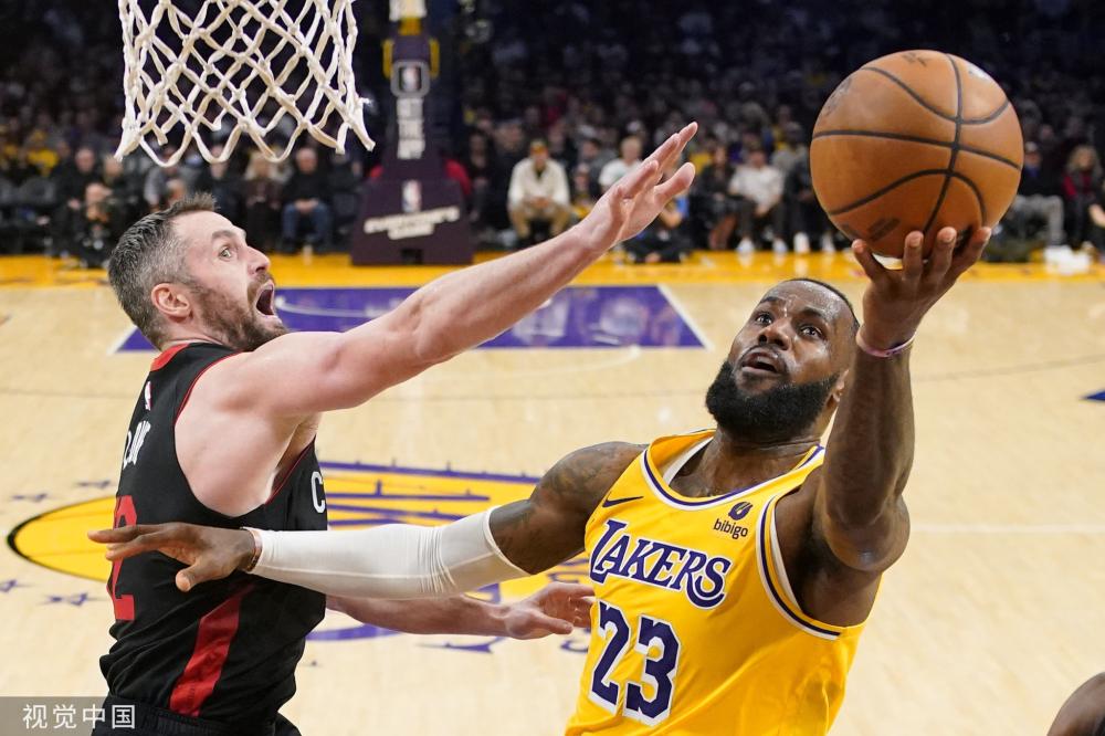 施展了自己 施展了自己