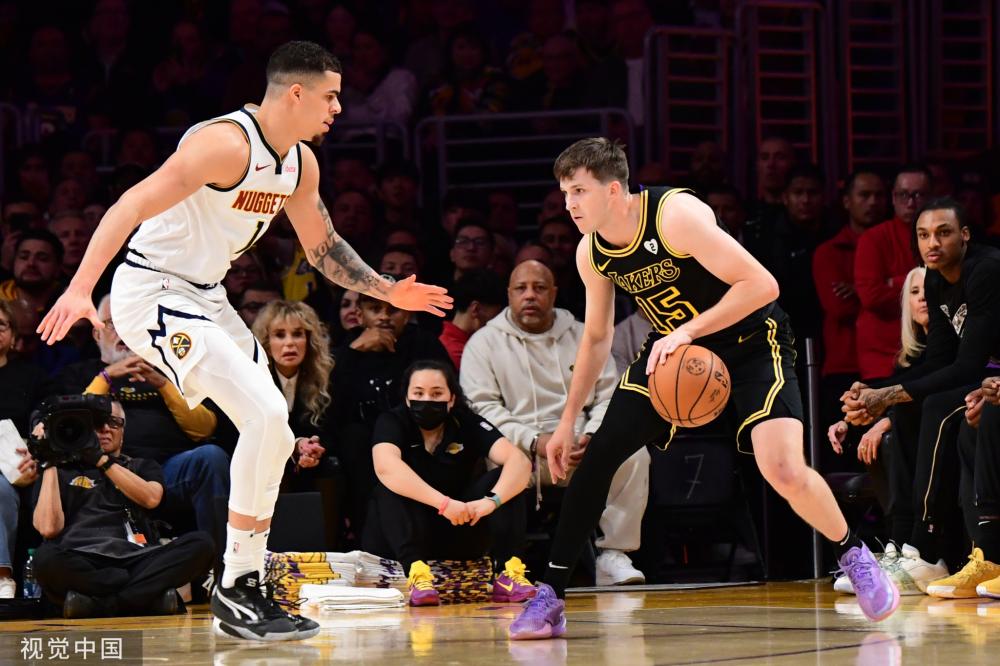 而这些年轻 而这些年轻