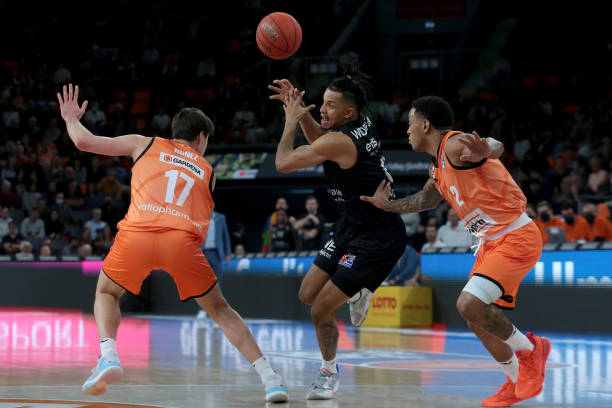 球员受伤 球员受伤