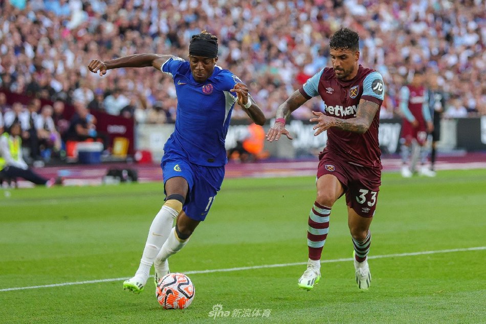 展示出了成 展示出了成