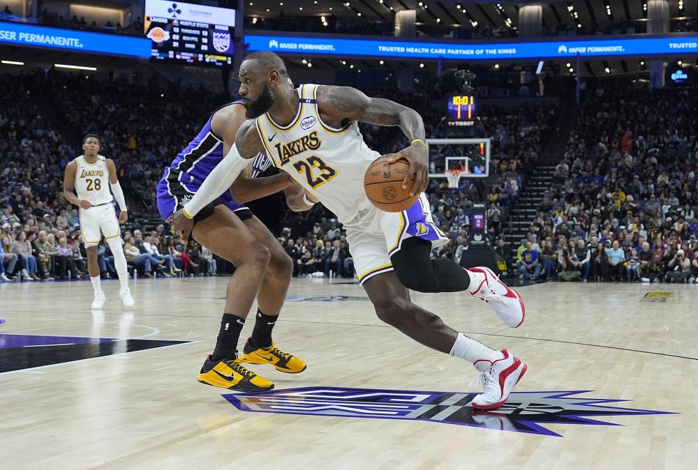 的阵容和深 的阵容和深